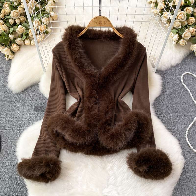Jackets - Женская куртка больших размеров с искусственным