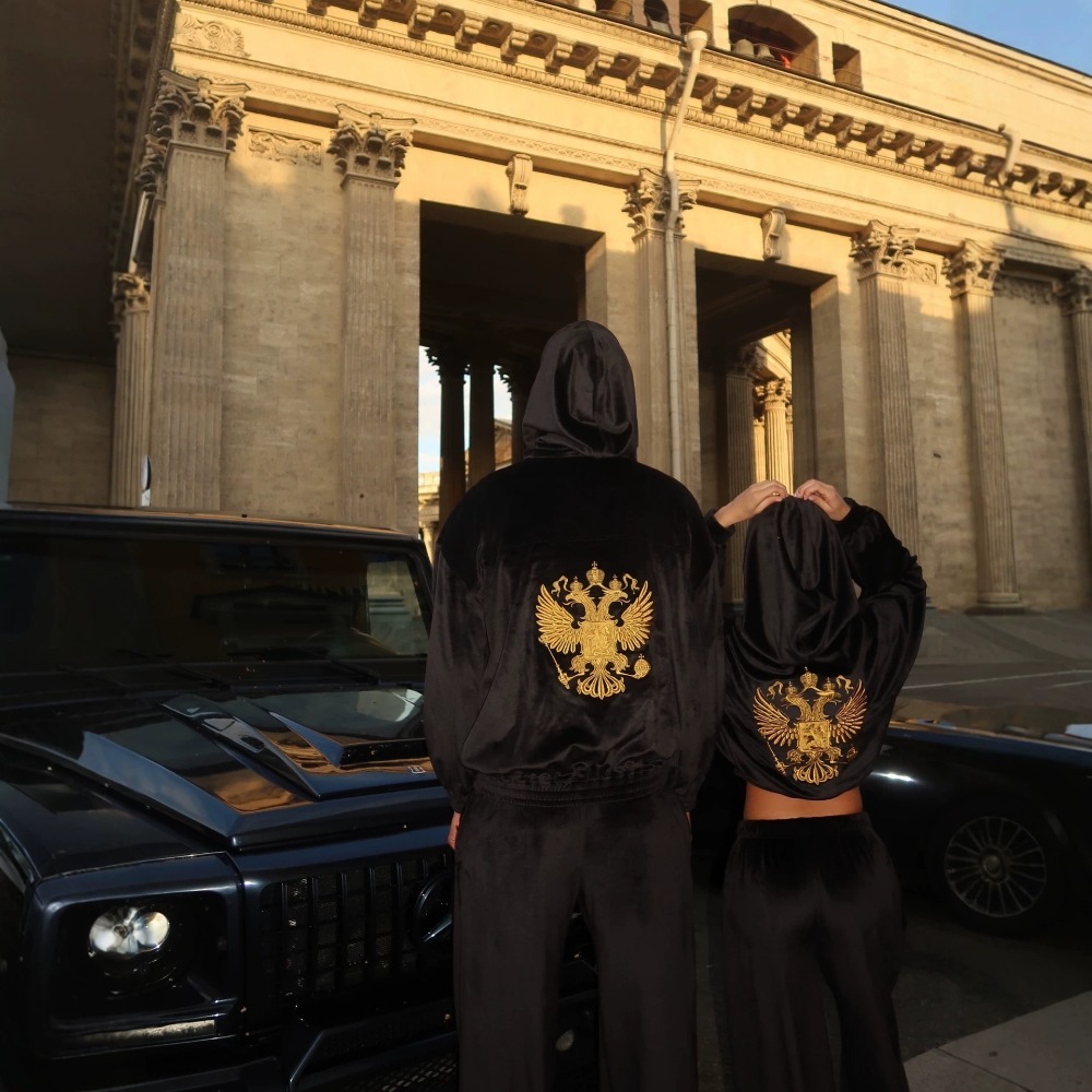 Модный уличный костюм с вышивк – обзор и цена Jackets